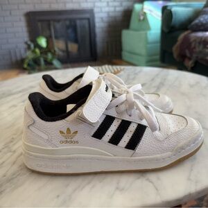 Adidas Women’s or kids White and Black Sneakers with gold symbol and Velcro stra